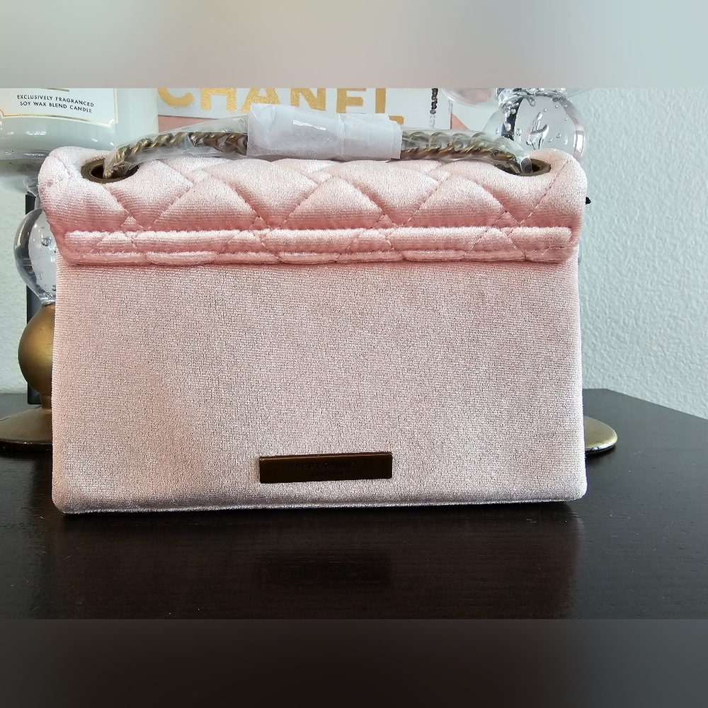 Kurt Geiger London Mini Brixton Crossbody Bag. - Picture 7 of 12
